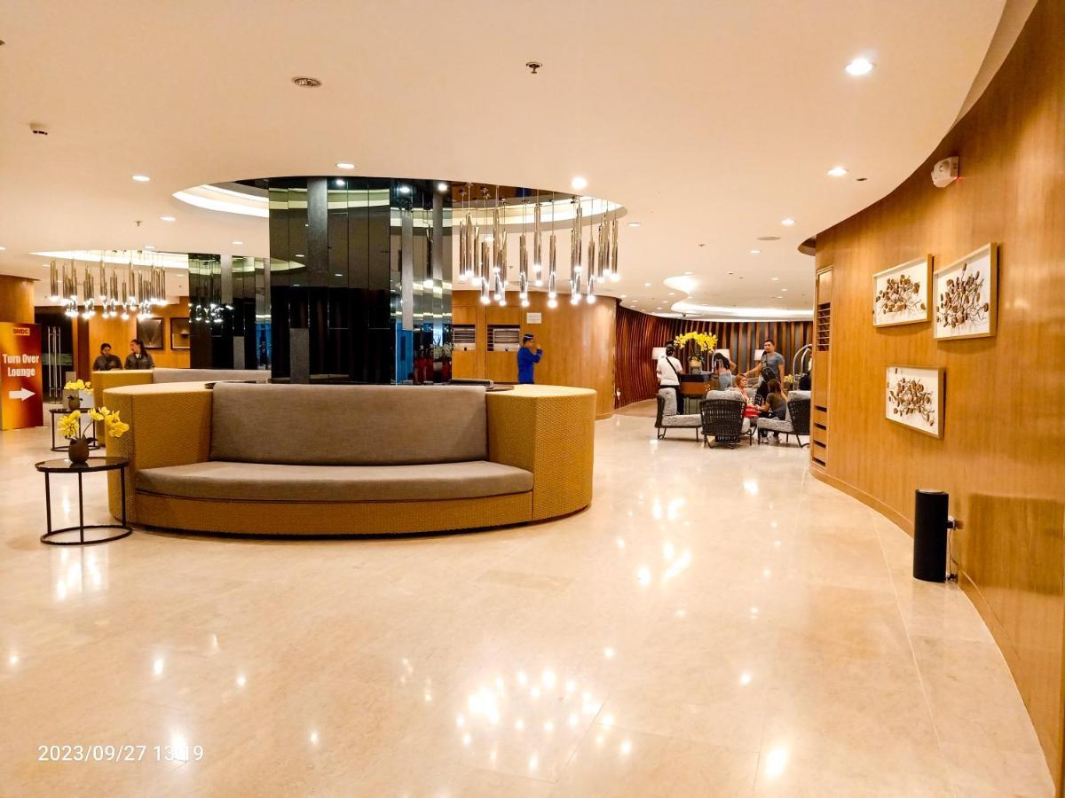 Shore 2 Residences 1Br Deluxe Room In Moa Complex マニラ市 エクステリア 写真