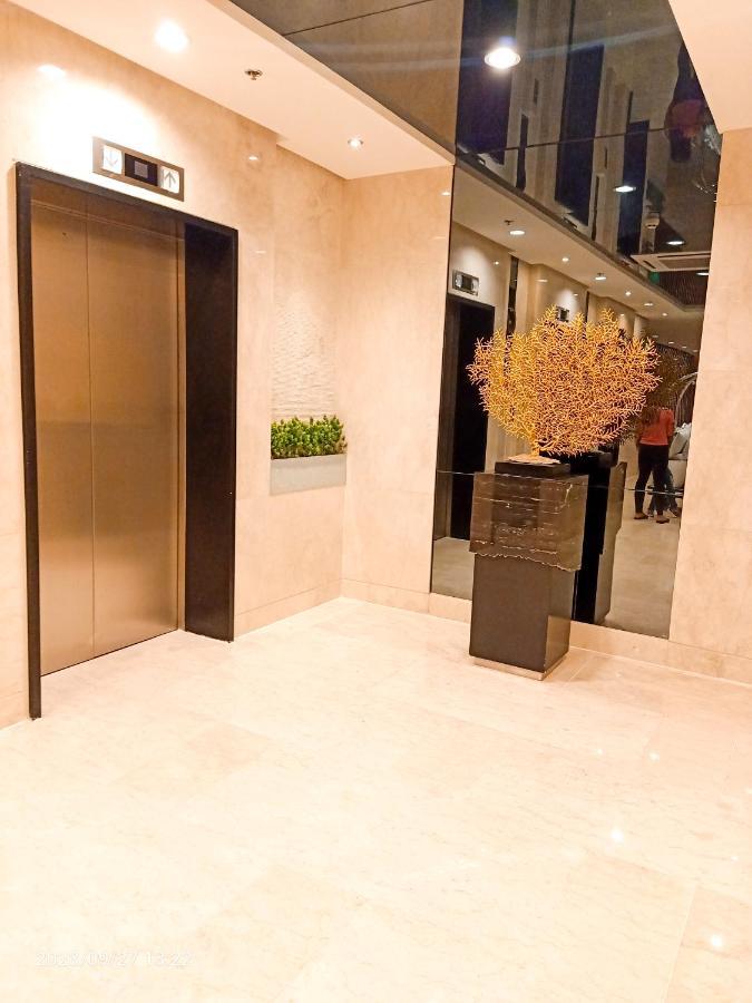 Shore 2 Residences 1Br Deluxe Room In Moa Complex マニラ市 エクステリア 写真